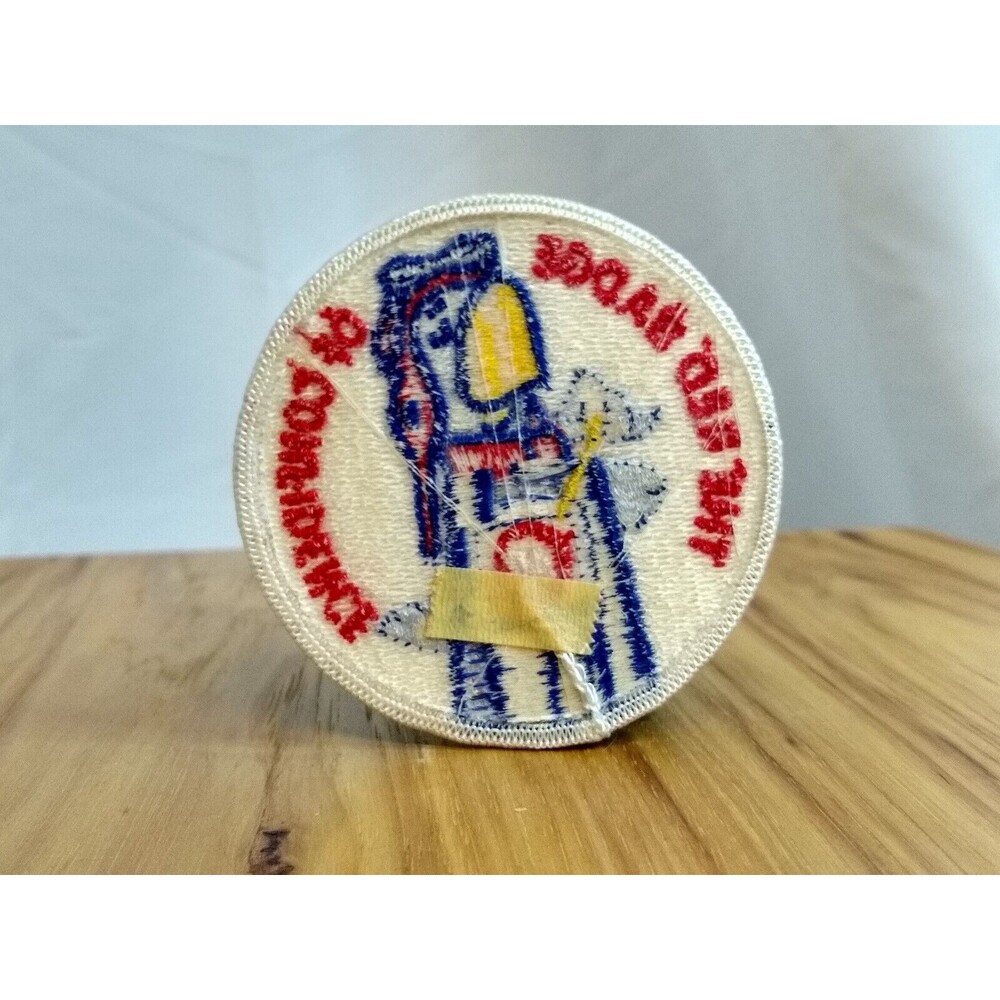 VINTAGE RED BADGE OF CONFIDENCE AC AVIATION FLIGHT WINGS EMBROIDERED PATCH - Picture 2 of 3